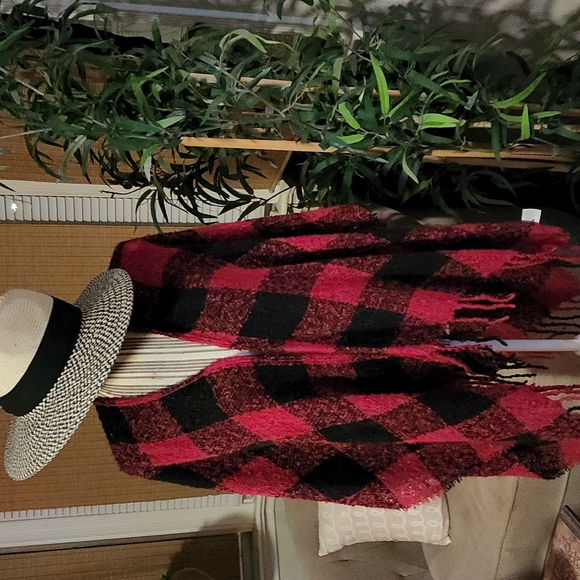 Red and Black Shawl